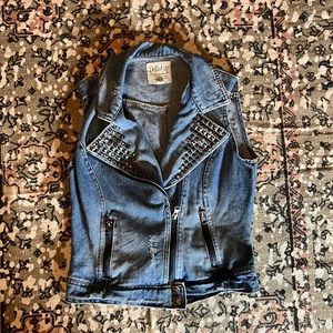 Gently Worn Distressed Denim Studded Vest, size XS (juniors)